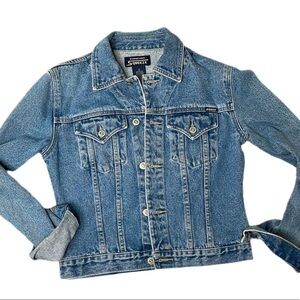 𝅺VINTAGE Stephen Hardy Squeeze Jean Jacket